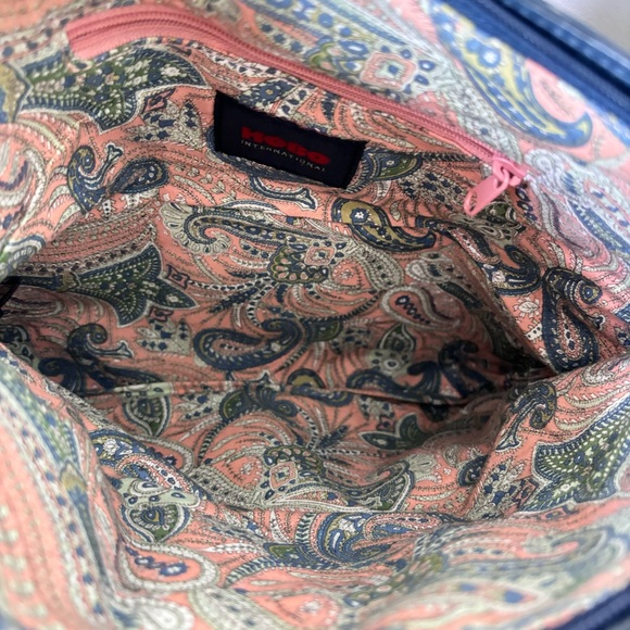 Hobo International Leather Fold Over Bow Clutch Dark Navy - Picture 7 of 16